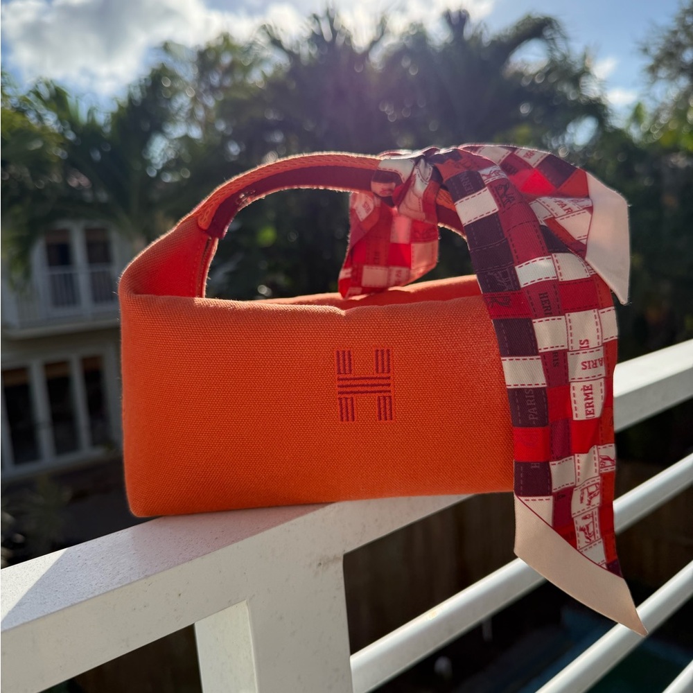 Bride-a-Brac case, small model with Hermes Scarf to match
